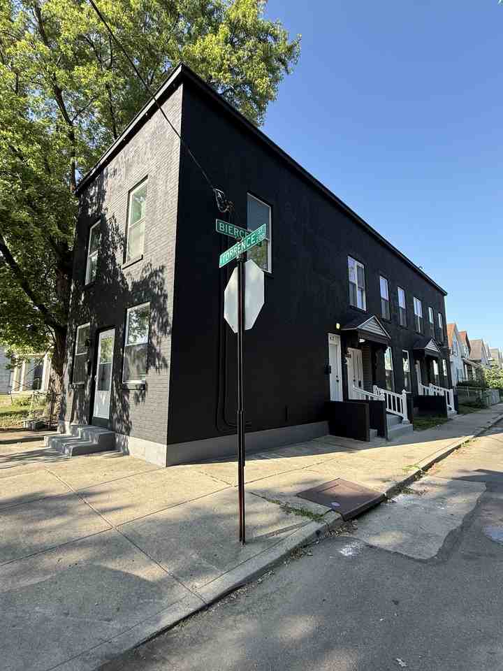 58 Bierce Avenue/231 S Torrence Street - Photo 2 of 50