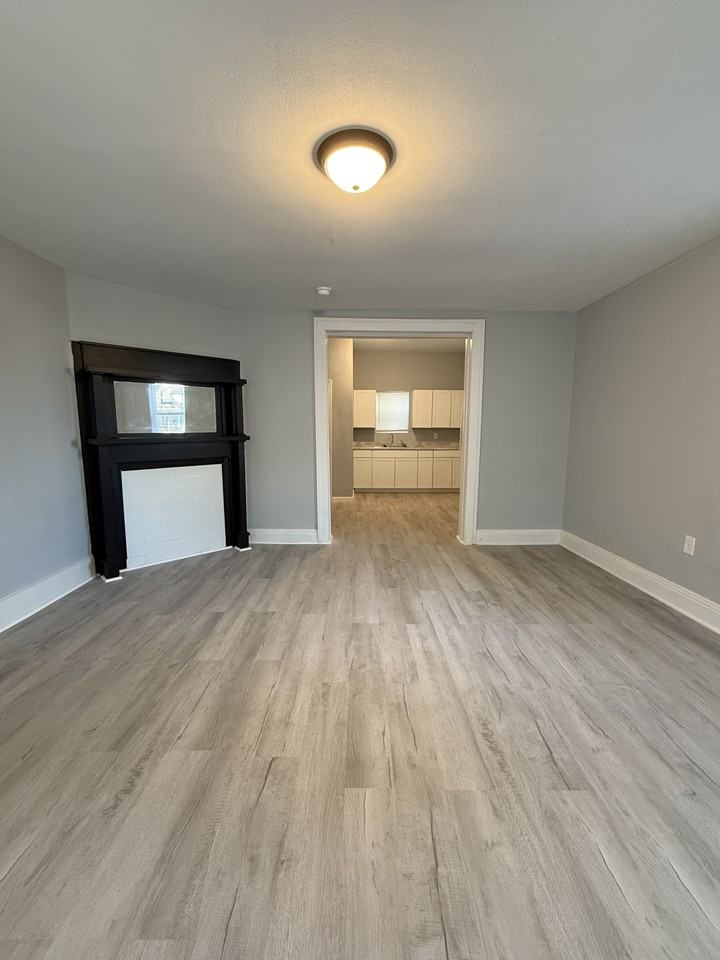 58 Bierce Avenue/231 S Torrence Street - Photo 5 of 50