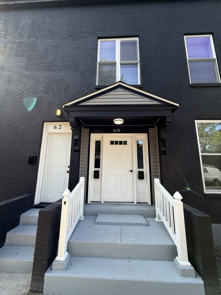 58 Bierce Avenue/231 S Torrence Street - Photo 3 of 45