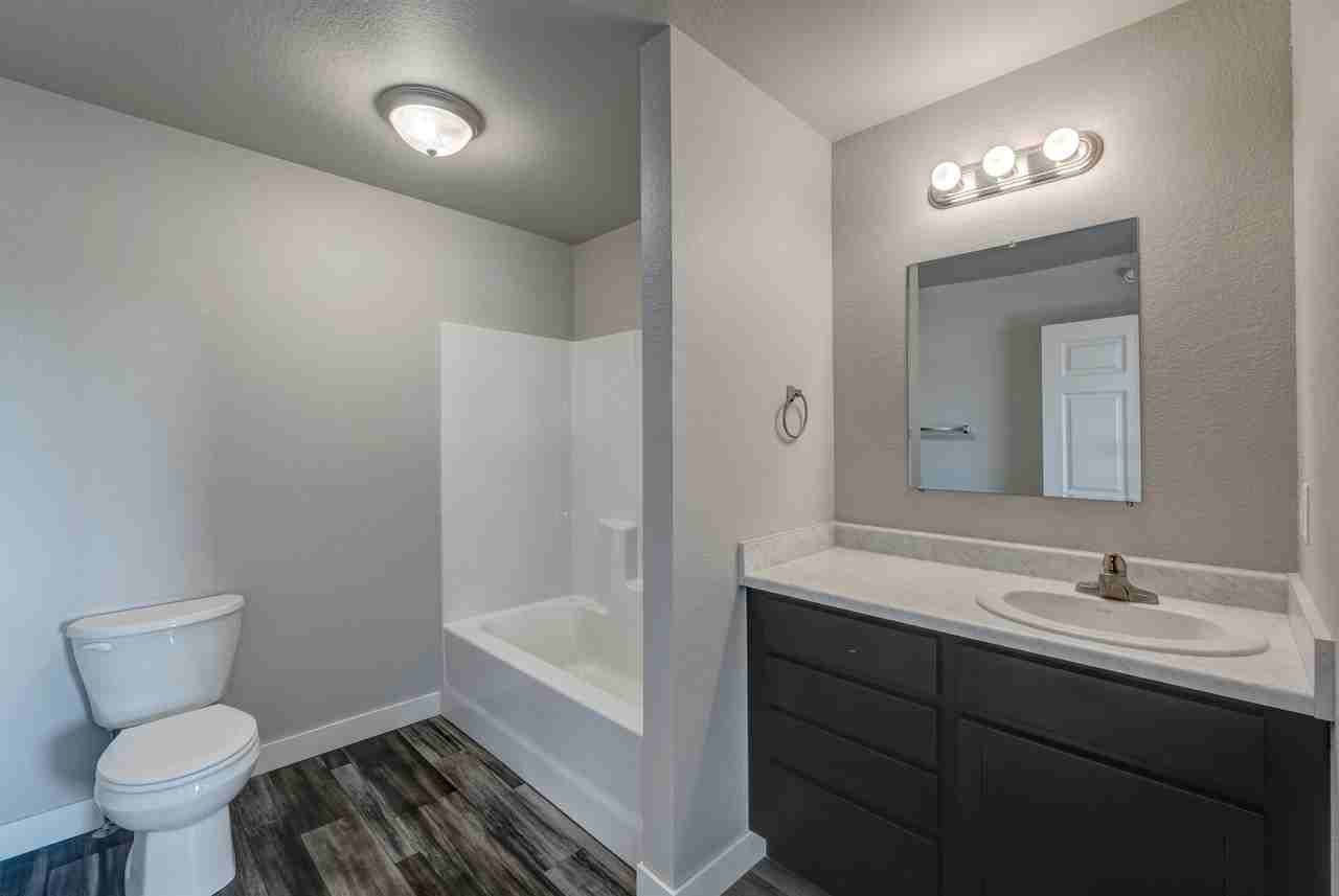 4805 5th Street - Photo 3 of 24