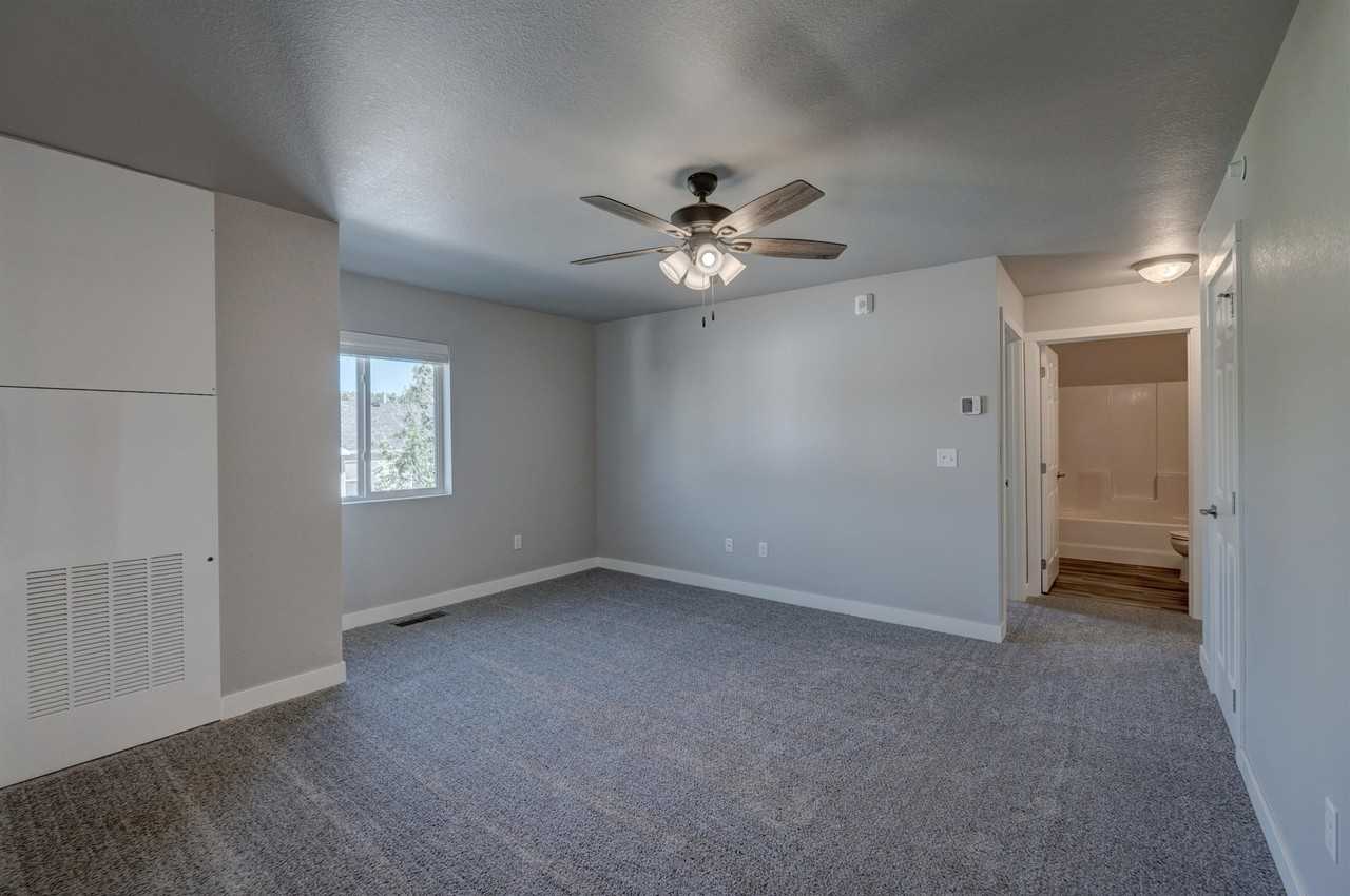 4813 5th Street - Photo 2 of 36