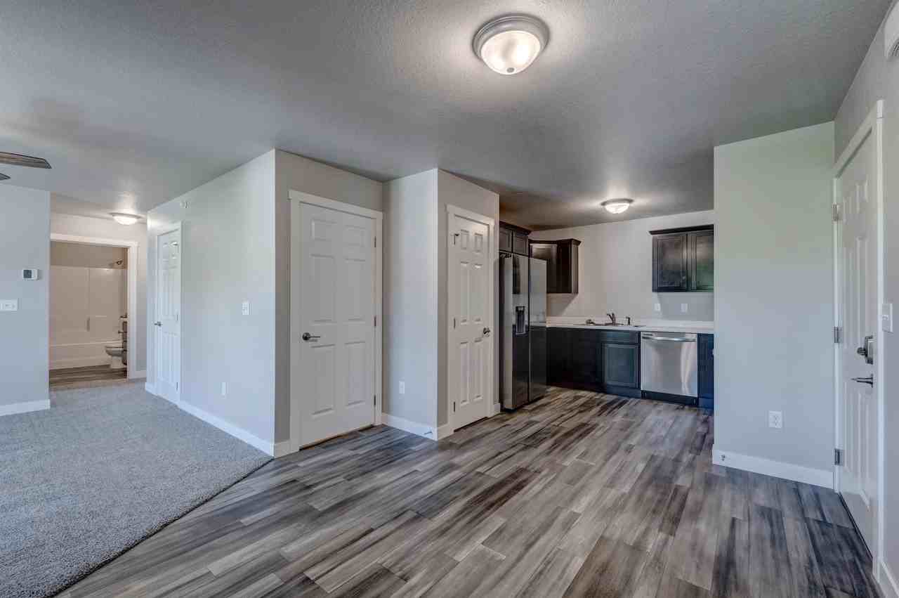 4813 5th Street - Photo 3 of 36