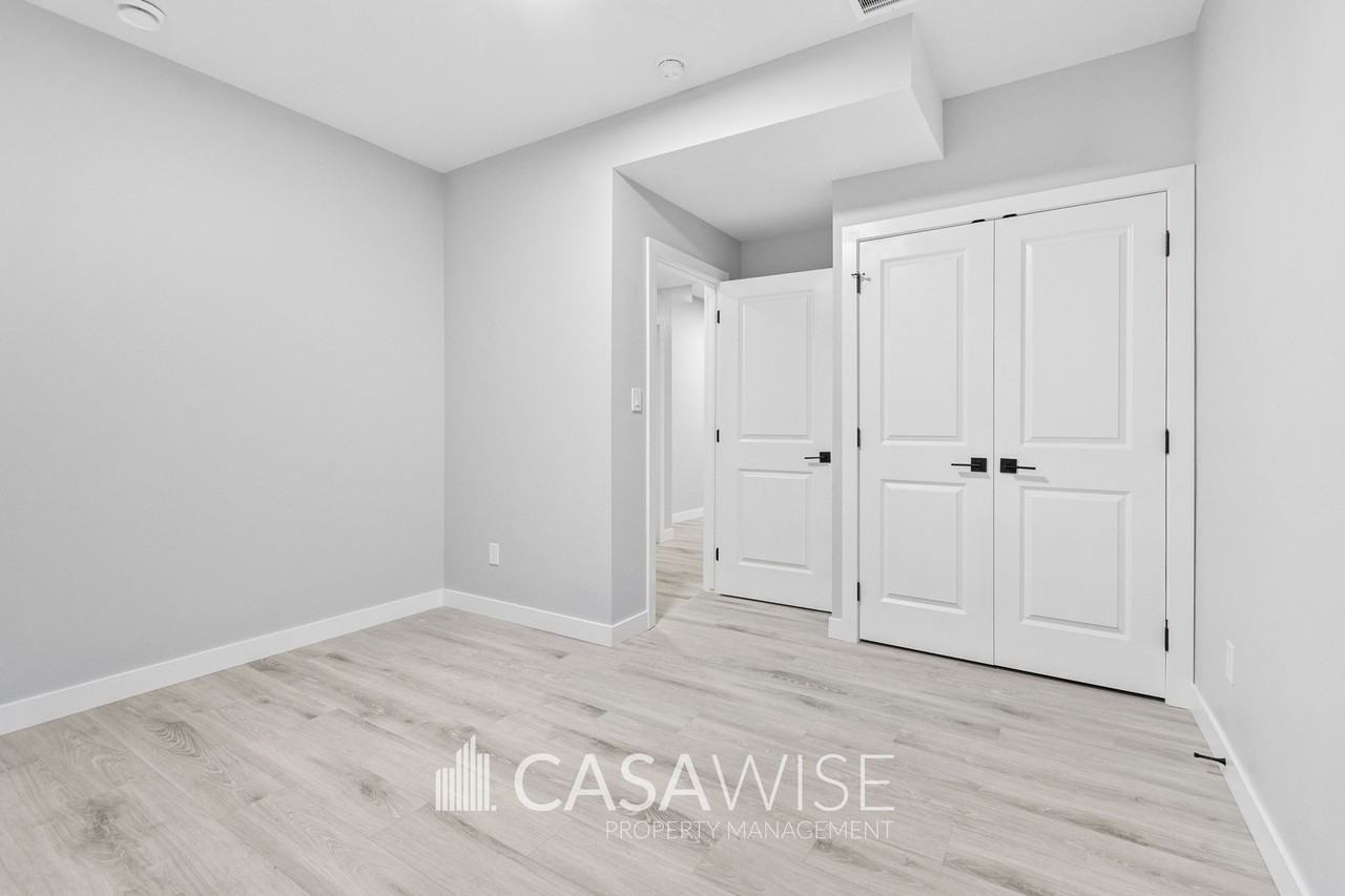 1227 Plum Bend Sw Bsmt #BS - Photo 4 of 12