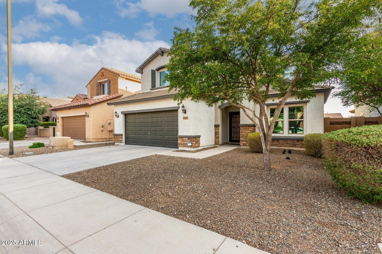 1649 West Red Bird Road - Photo 3 of 50