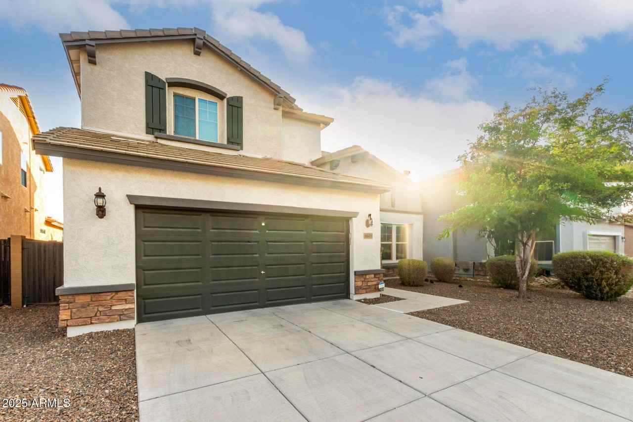 1649 West Red Bird Road - Photo 5 of 50