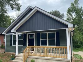 featured image of 212 N Correll St