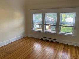 featured image of 1521 W Broad St