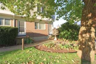 25 Cottage St #208 - Photo 1 of 1
