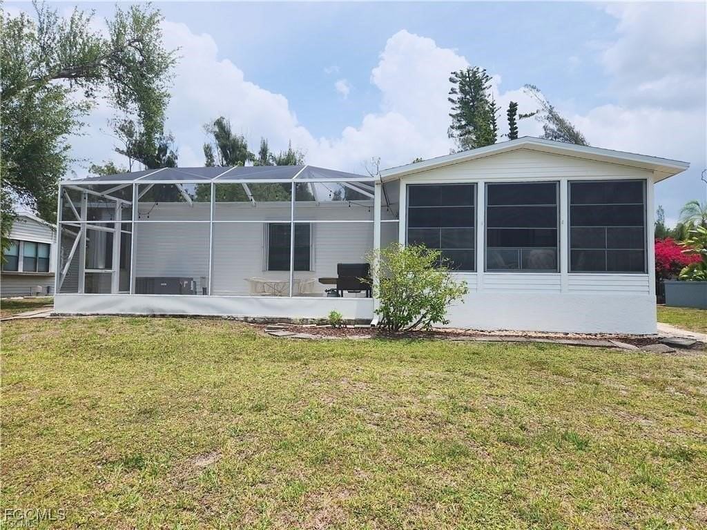 10401 Circle Pine Rd - Photo 4 of 20