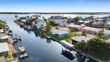 featured image of 2758 Bruce St