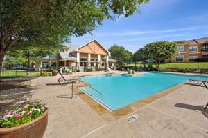 featured image of 1650 Holland Lake Dr