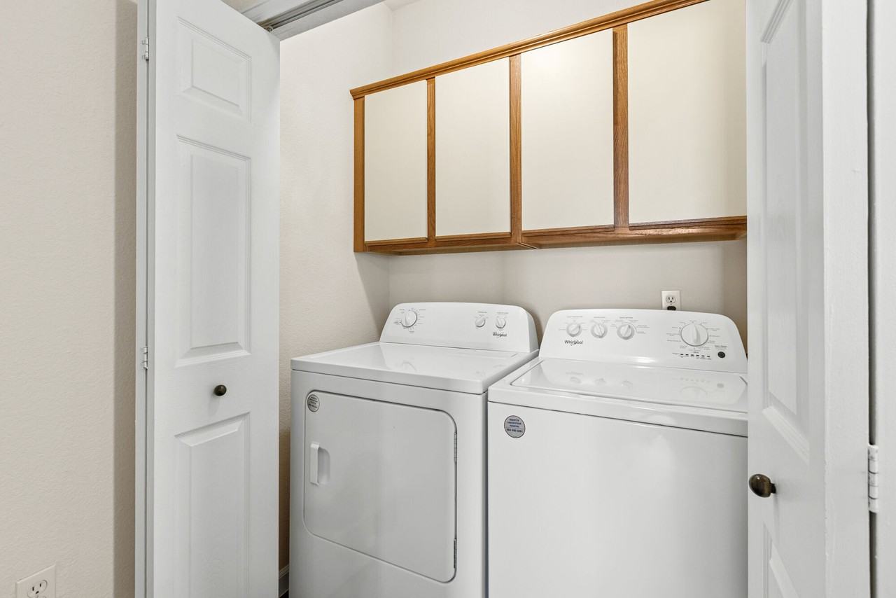 Villas at Park West - Photo 7 of 41