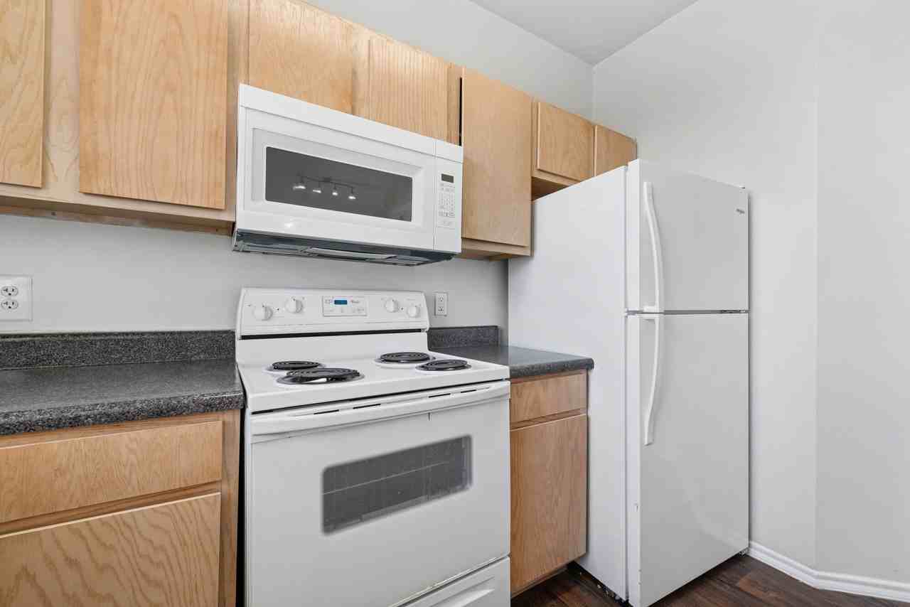 Blue Lake Villas II - Photo 5 of 50