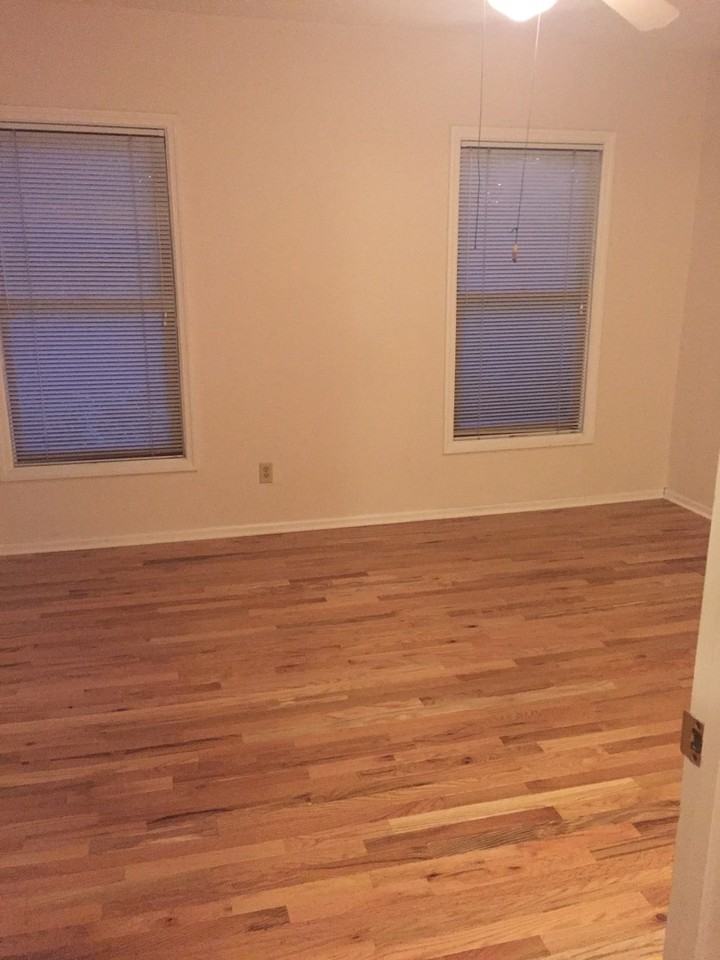 Summit St 814-816 MLR - Photo 6 of 13