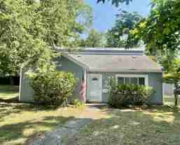 321 Grant St - Photo 1 of 1