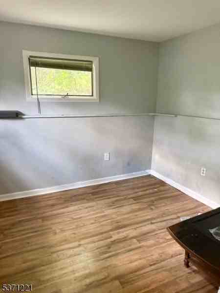 4 Harrison St #B - Photo 2 of 8