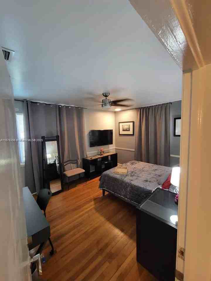 3600 3600 SW S Le Jeune Rd #3600 - Photo 5 of 25