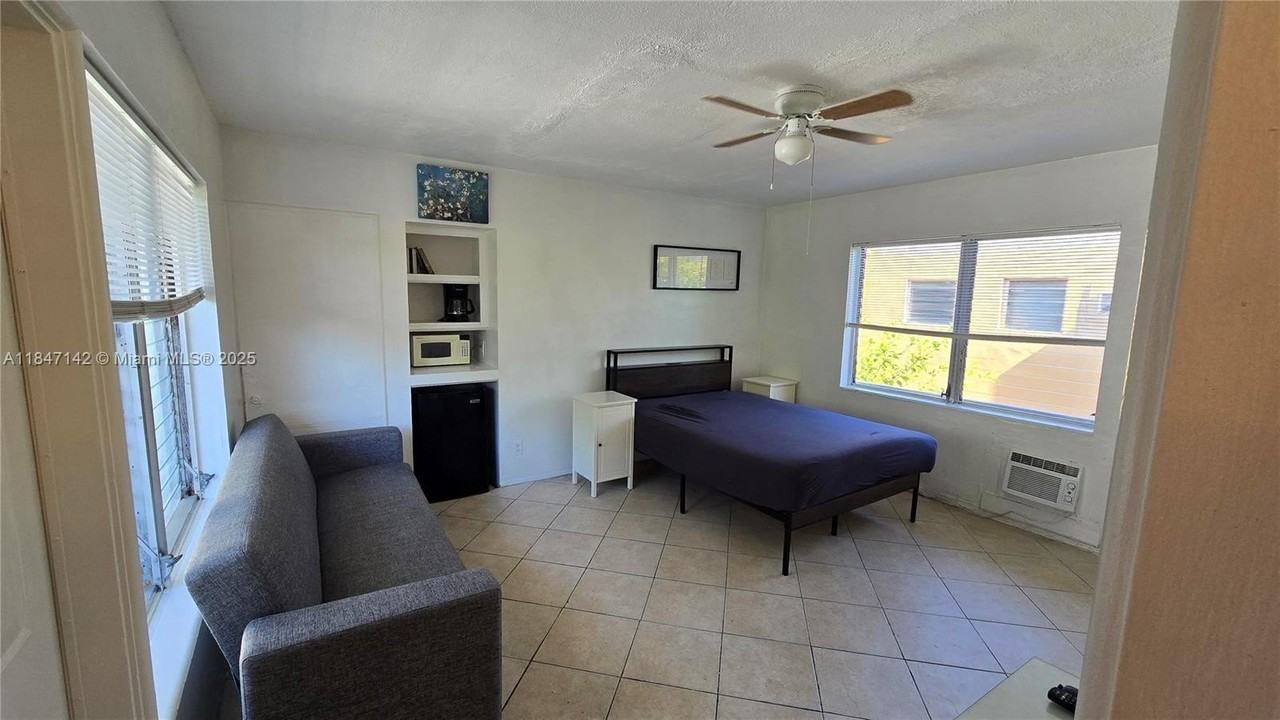 90 Isle Of Venice Dr #9A - Photo 2 of 8