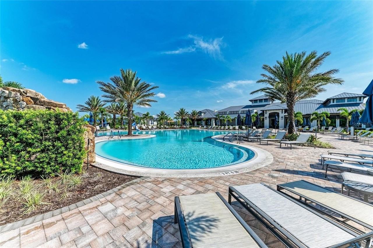 14672 Misty Pond Loop - Photo 4 of 50