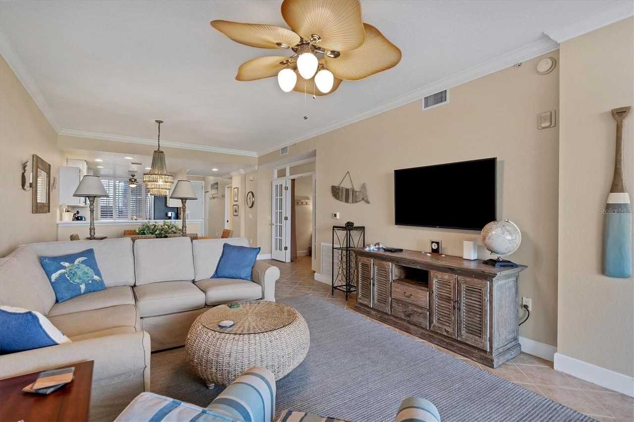 13313 Gasparilla Rd #204 - Photo 4 of 28