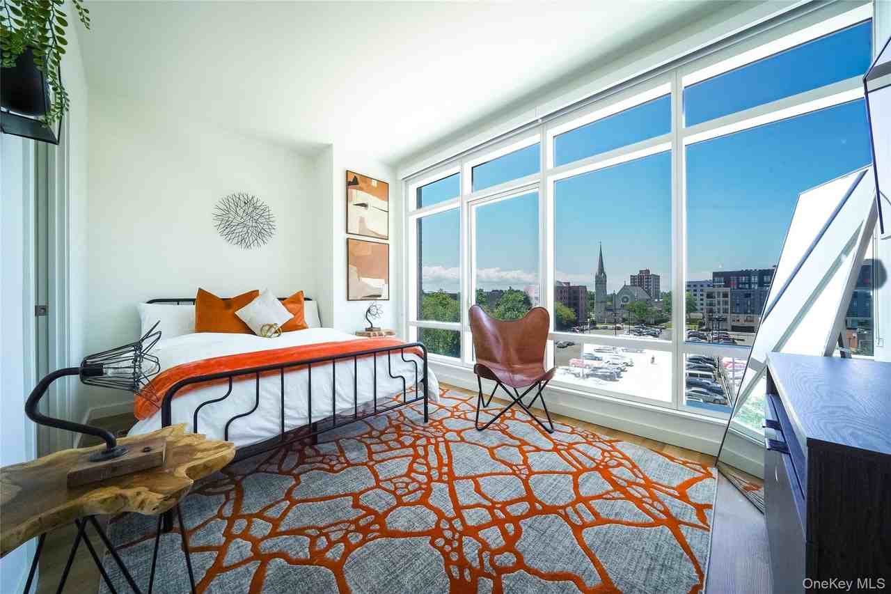 50 Clinton Pl - Photo 4 of 15