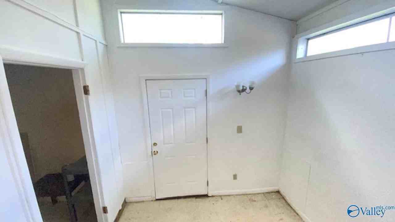 3203 Delisa Cir Nw - Photo 2 of 23