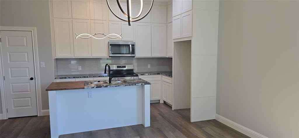 228 Backlash Dr - Photo 2 of 7