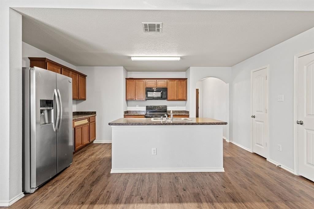 713 Mallard Dr - Photo 5 of 17