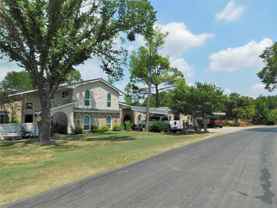 2039 Britt Dr #B - Photo 1 of 1