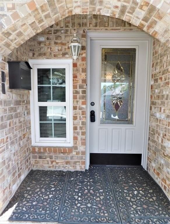 2039 Britt Dr #B - Photo 3 of 16