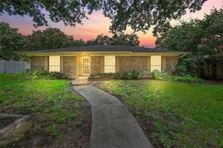 1203 River Oaks Dr - Photo 1 of 1