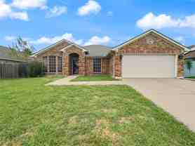 1523 Wolf Creek Dr - Photo 1 of 1