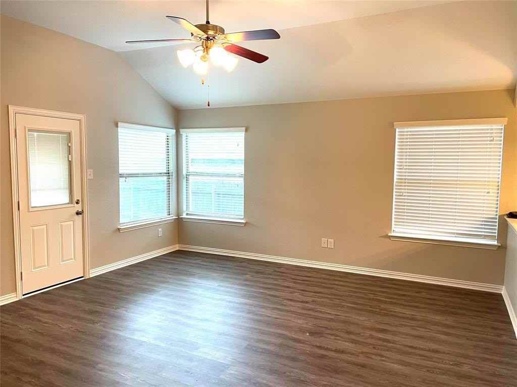 3964 Long Hollow Rd - Photo 4 of 13