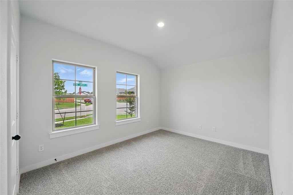 1401 Quail Creek Dr - Photo 5 of 32