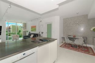 2000 N Bayshore Dr #UN617 - Photo 1 of 1