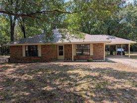 10762 Fm 1390 - Photo 1 of 1