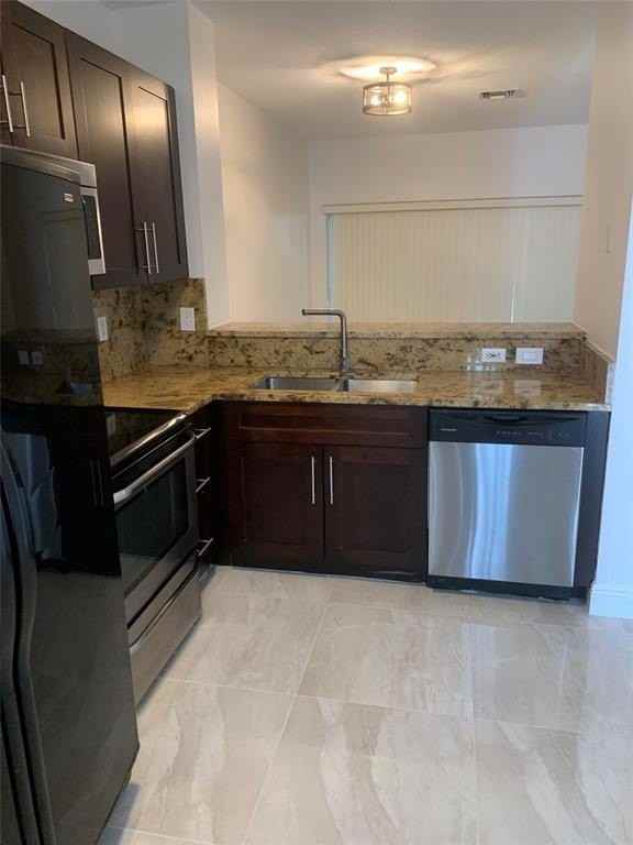 12017 Sw 2nd St #12017