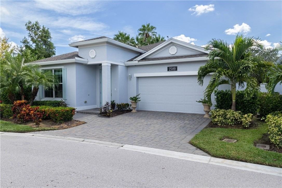 2589 Bella Vista Cir - Photo 2 of 35