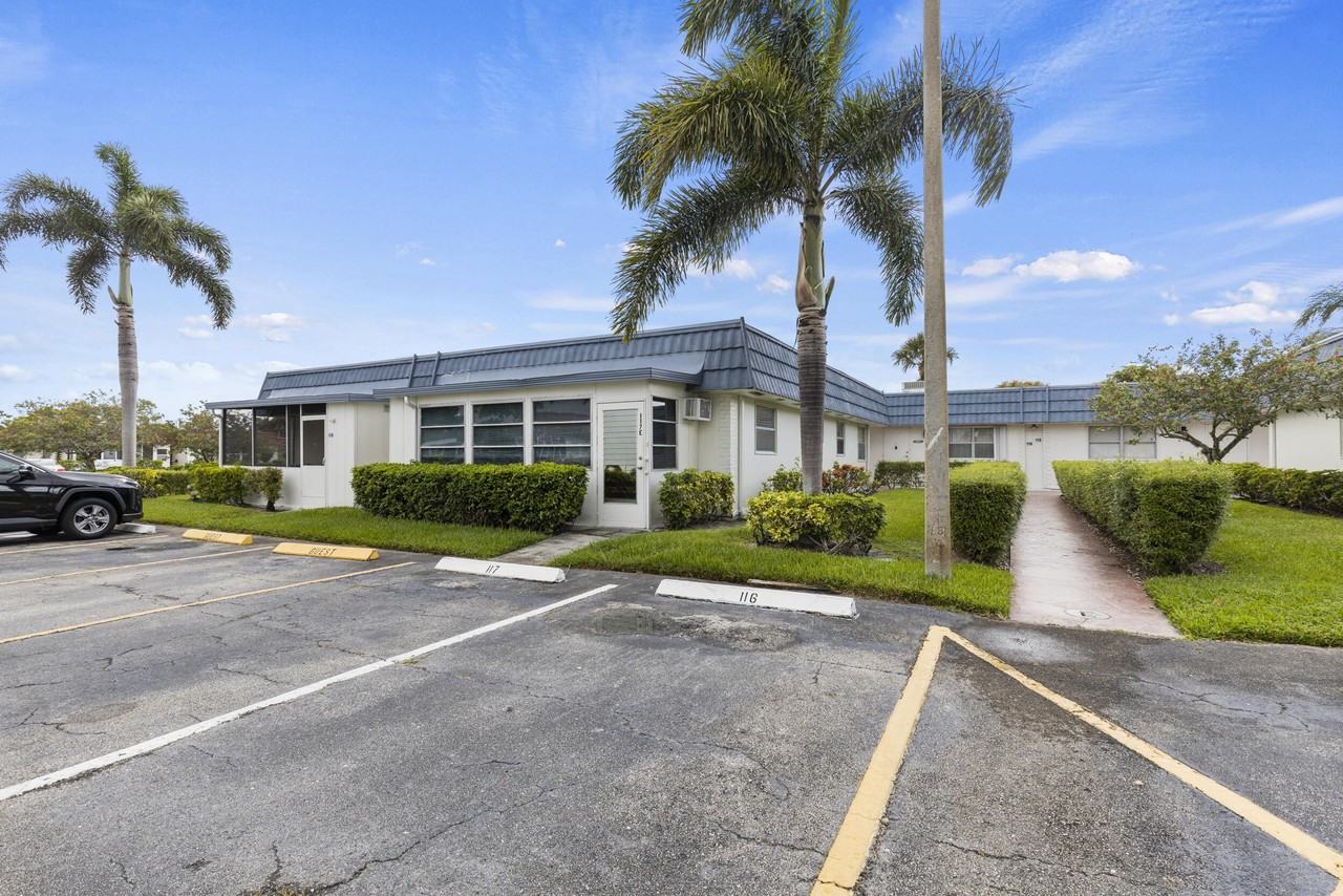 117 Waterford E - Photo 4 of 42