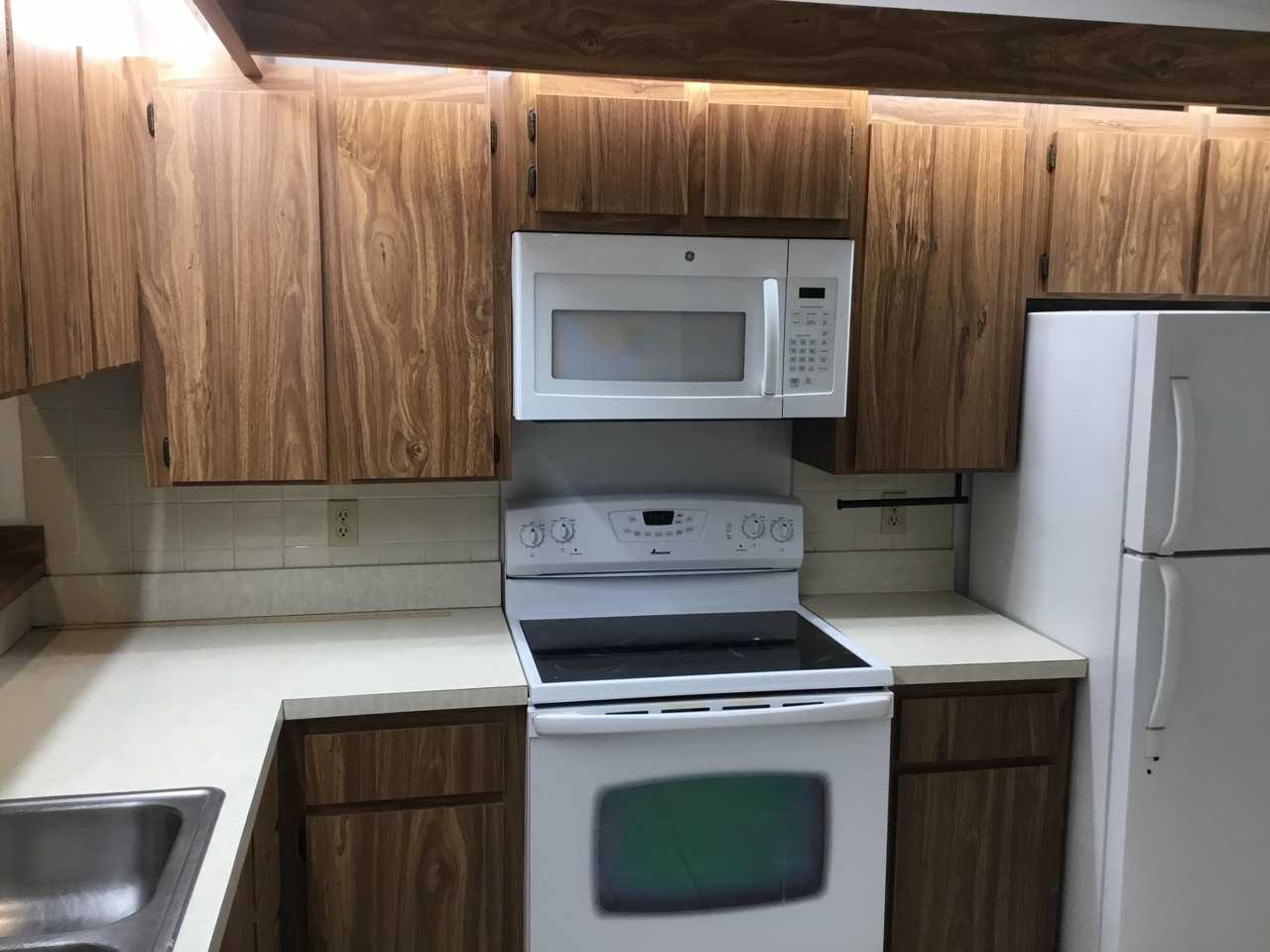 3636 Whitehall Dr #101 - Photo 4 of 16