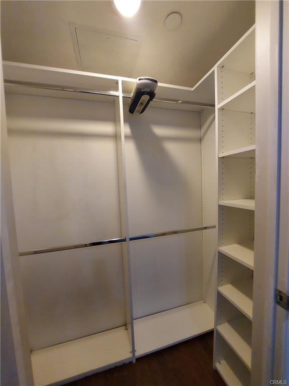 159 W Green St #201A - Photo 4 of 8