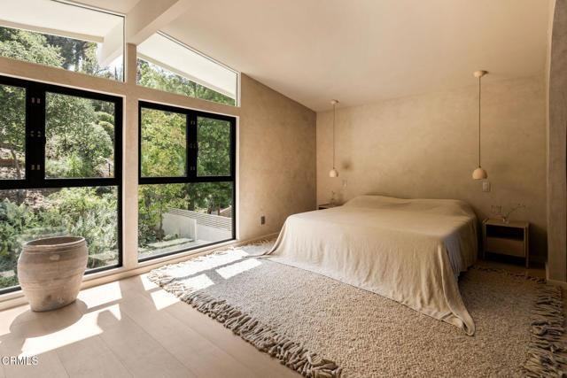 4722 Larkwood Ave - Photo 2 of 8