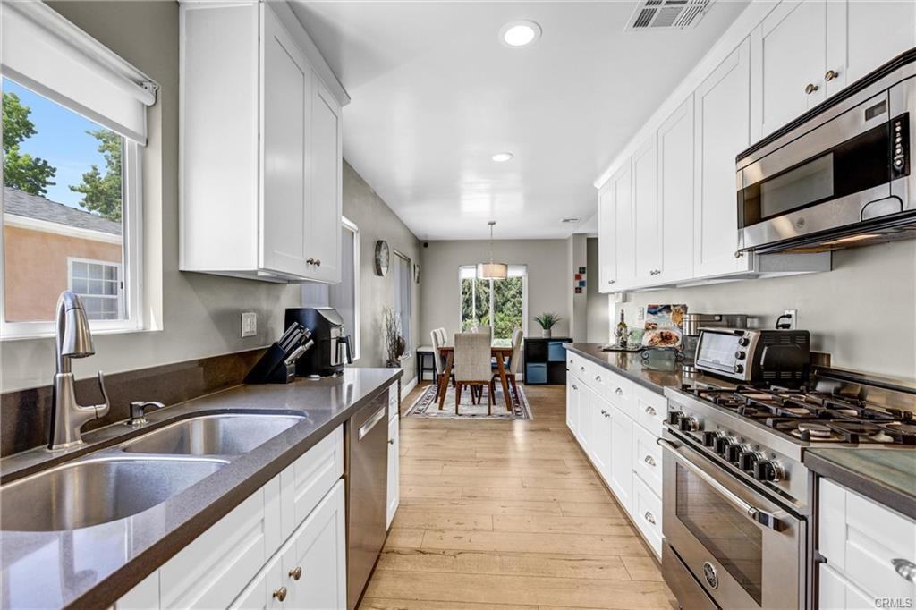 18026 Duncan St - Photo 7 of 8