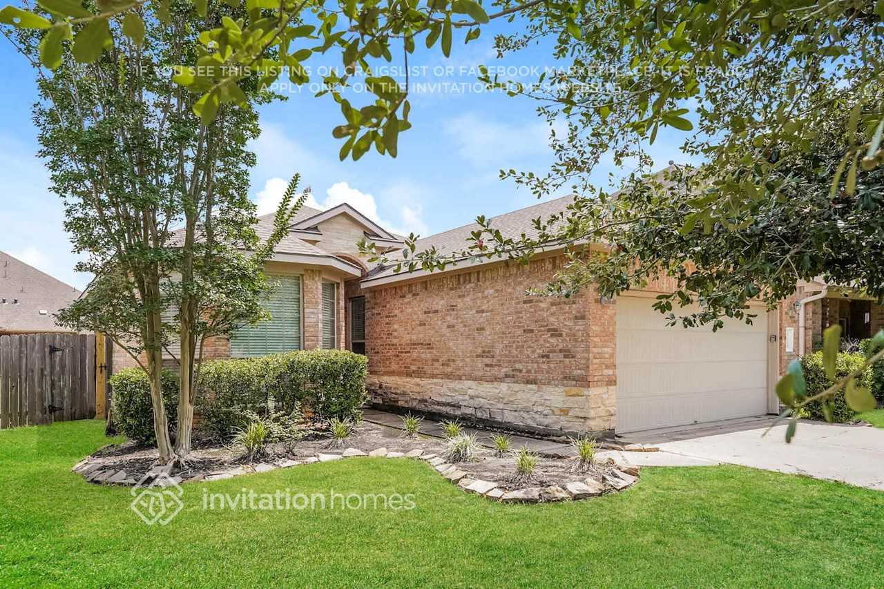 13018 Millstream Bend Ln - Photo 3 of 17