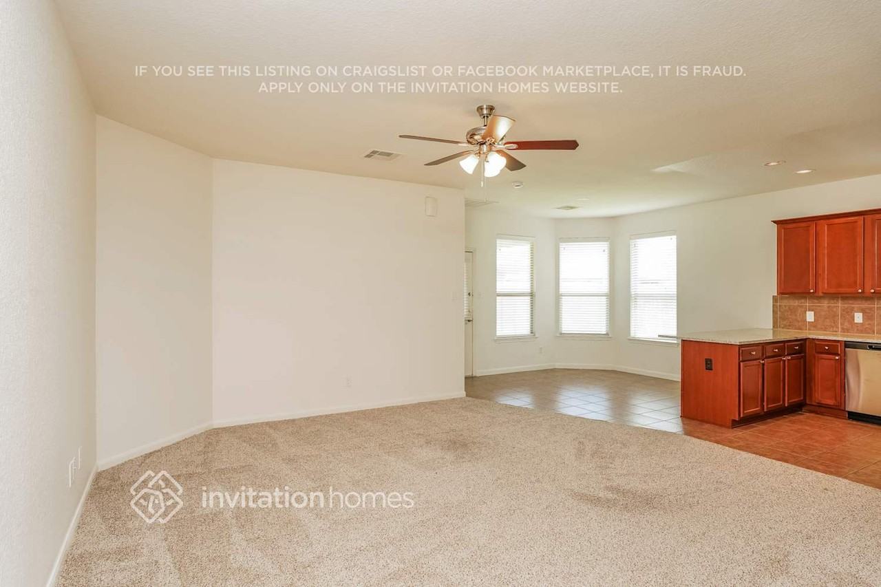 13018 Millstream Bend Ln - Photo 4 of 17