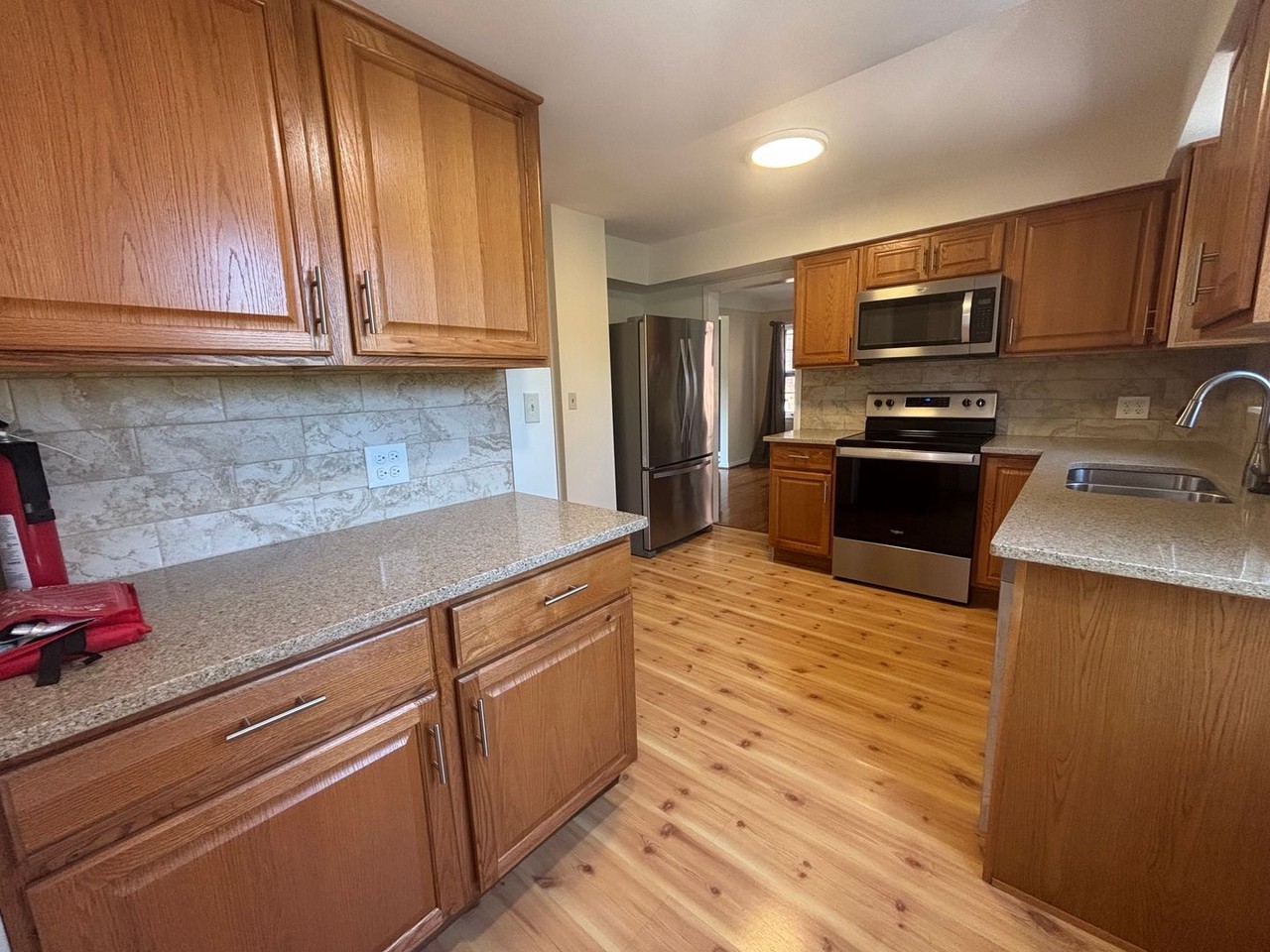 23613 E Baintree Rd - Photo 3 of 26