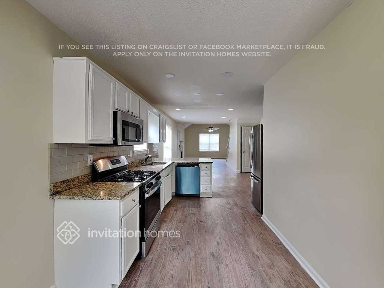 1384 Camrose Ct - Photo 5 of 11