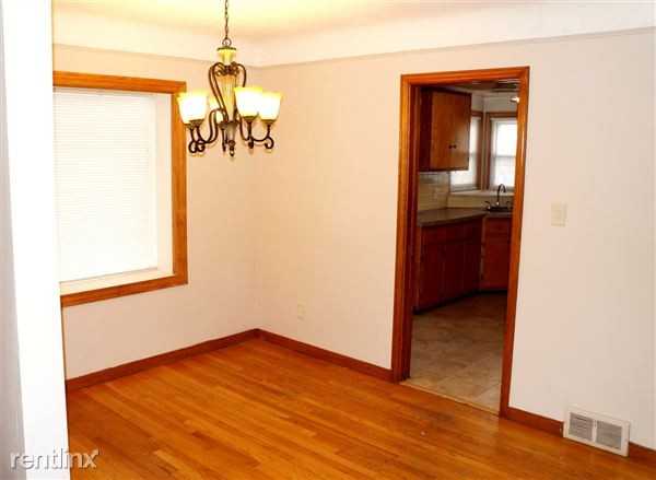 24305 Orangelawn - Photo 2 of 9