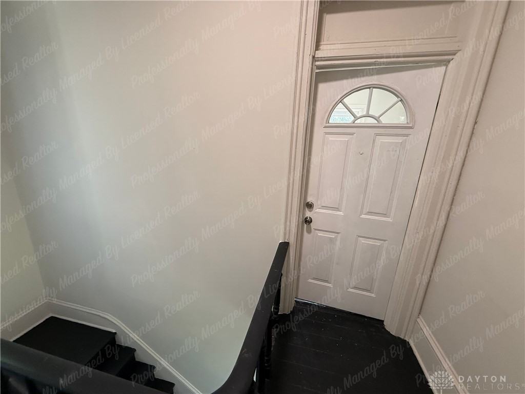 314 Selma Unit# 1/2 ##1/2 - Photo 4 of 16