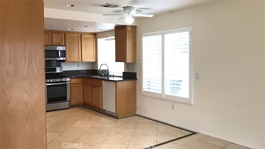 11899 Mount Cambridge Court - Photo 4 of 10